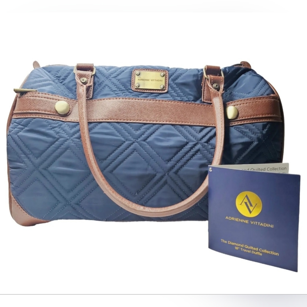 ADRIENNE VITTADINI Navy Diamond Quilted 18" Travel Duffle Bag